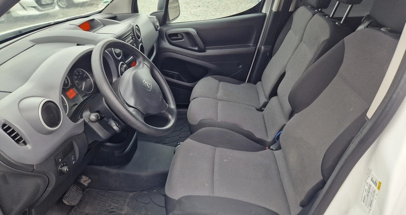 Peugeot Partner cena 41900 przebieg: 20000, rok produkcji 2019 z Sulechów małe 172